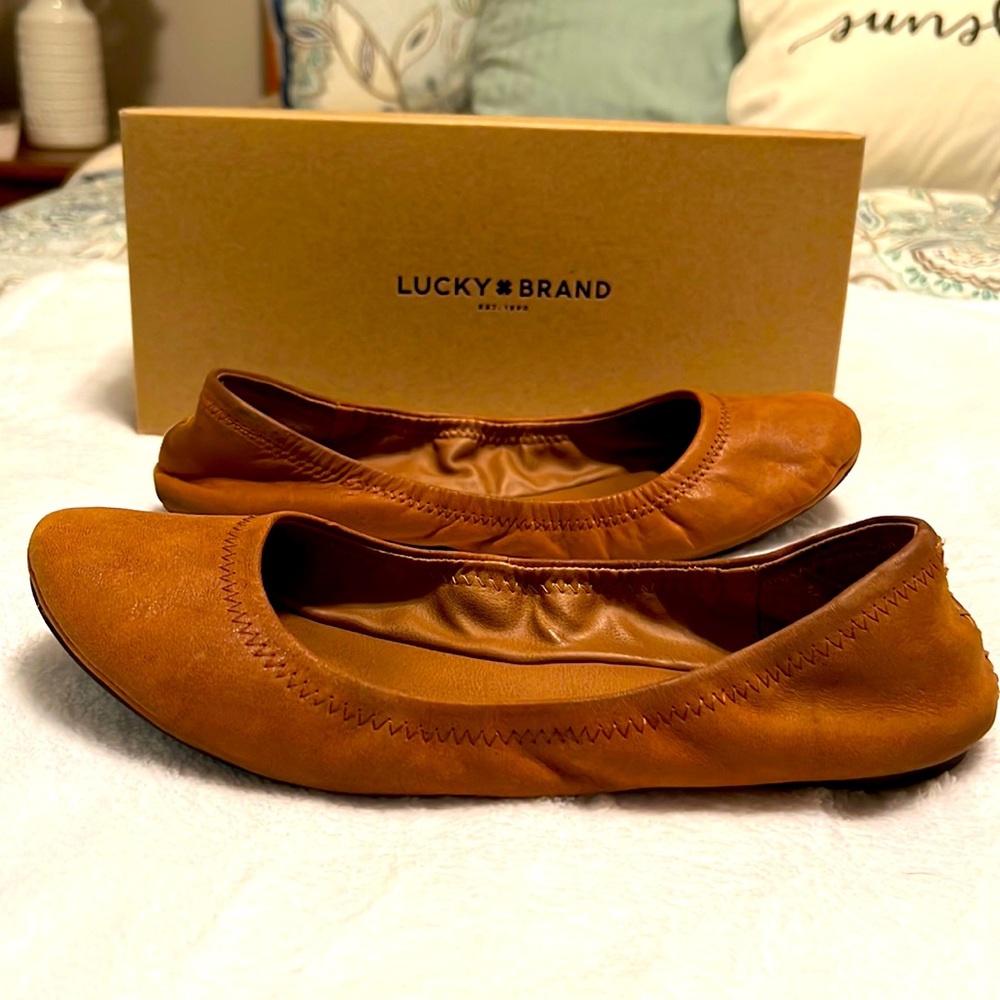 Lucky Brand Emme flats.